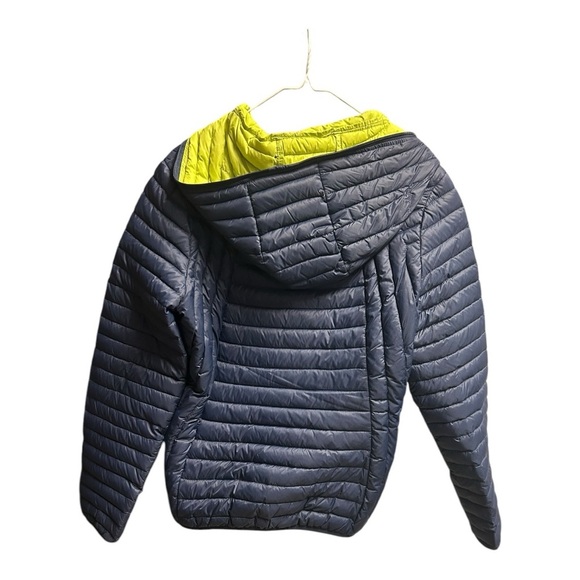 Halifax Traders Blue and Green Puffer Jacket with Quilted Design Size L - Picture 3 of 4